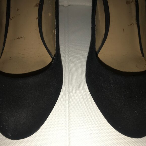 Ann Taylor Black & Blue Suede Pump - Picture 13 of 15